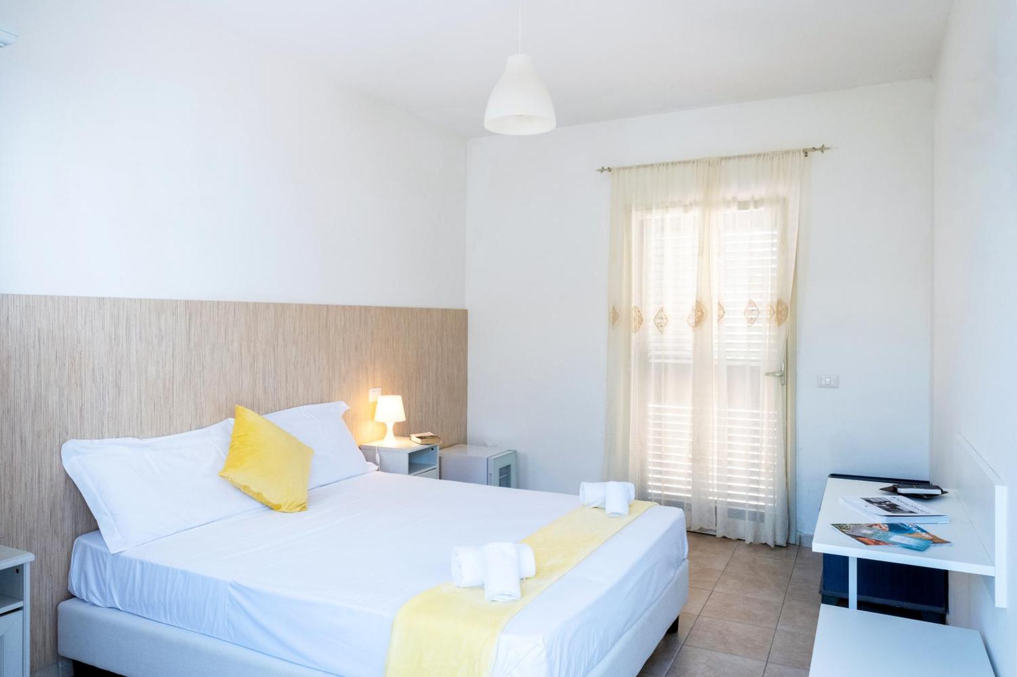 Hotel Aria Di Mare Marina di Ragusa Dış mekan fotoğraf